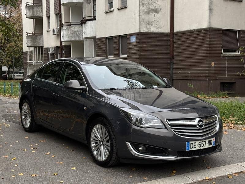 Opel Insignia 2.0 CDTI COSMO NAVY