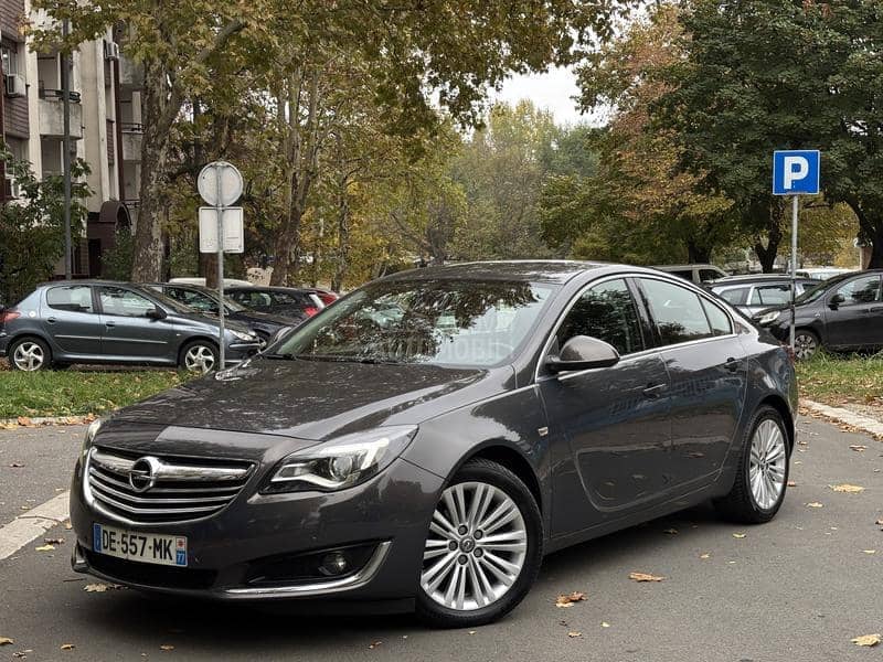 Opel Insignia 2.0 CDTI COSMO NAVY