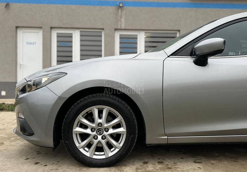 Mazda 3 1.5 SKYACTIV-G, CH