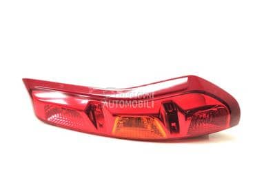 Stop svetlo za Nissan X-Trail od 2007. do 2013. god.