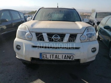Levi i desni FAR T31 za Nissan X-Trail od 2007. do 2013. god.