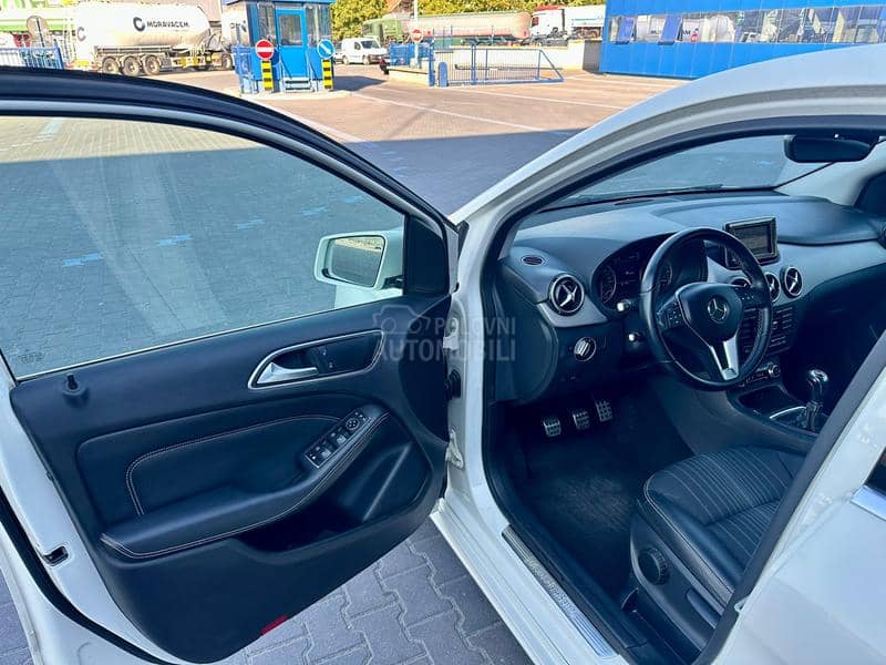 Mercedes Benz B 200 Blueefficiency Sport