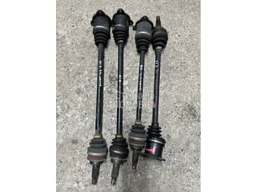 Poluosovina zadnja leva desna za Suzuki Swift od 2005. do 2010. god.