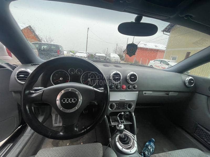 Audi TT 1.8T