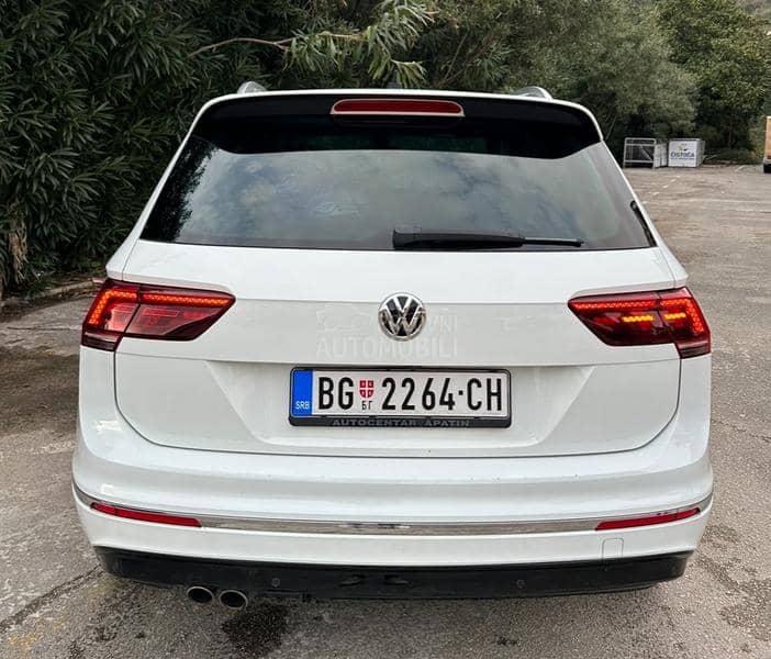 Volkswagen Tiguan R line 4x4 DSG Pano