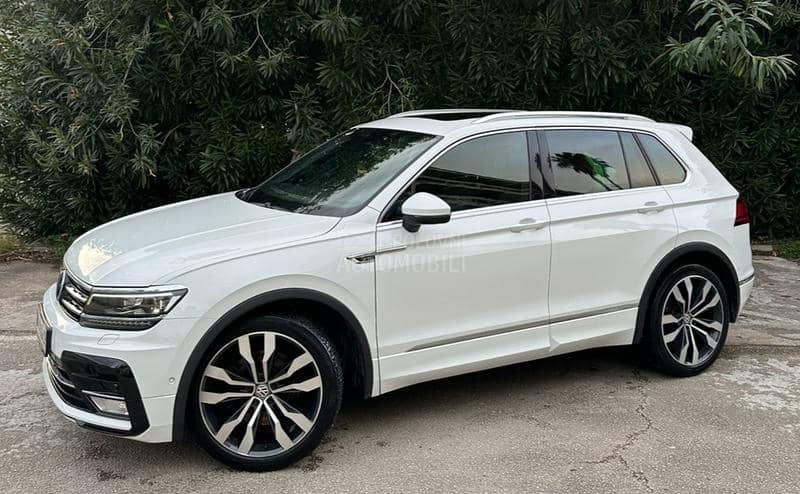 Volkswagen Tiguan R line 4x4 DSG Pano