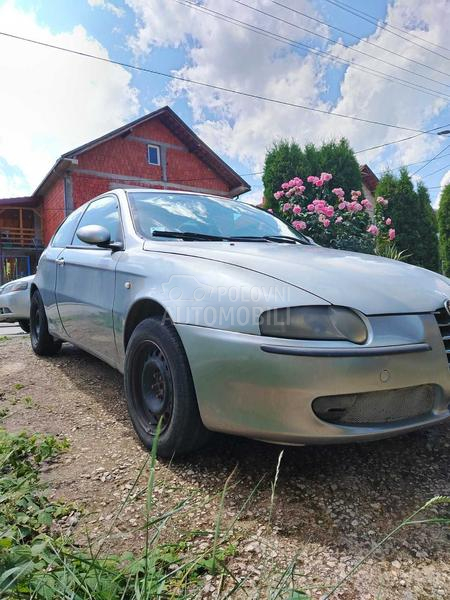 Alfa Romeo 147 1