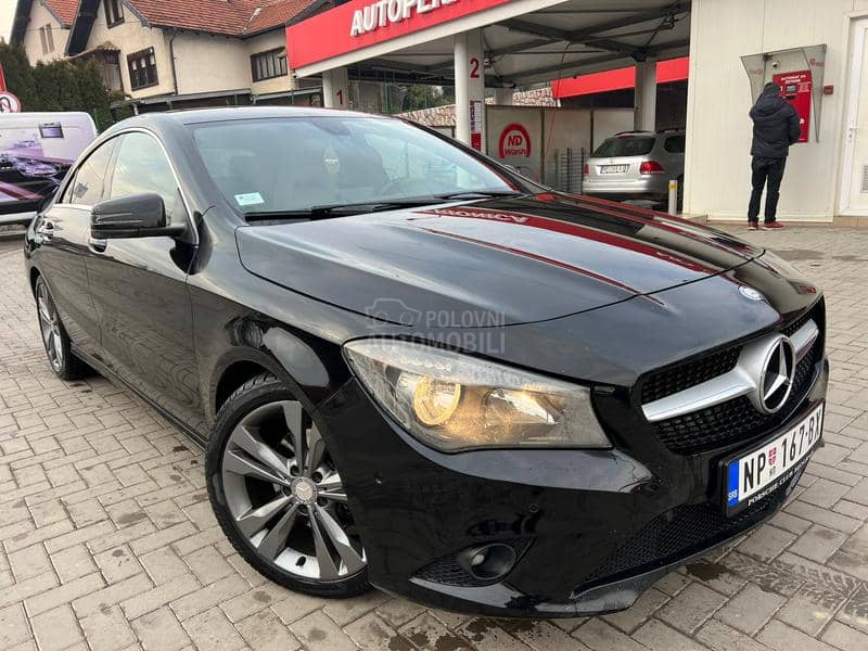 Mercedes Benz CLA 180 AUTOM. KOŽA