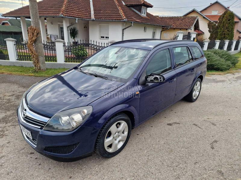 Opel Astra H 1.9 CDTi Essentia