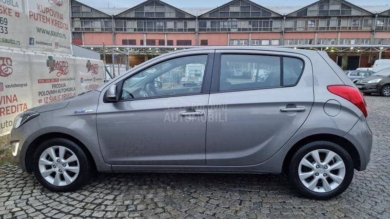 Hyundai i20 KREDlT BEZ UCESCA