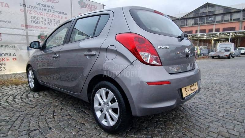 Hyundai i20 KREDlT BEZ UCESCA