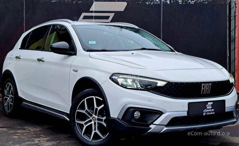 Fiat Tipo 1.0 CROSS