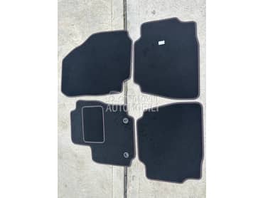 tipske patosnice za Ford Mondeo