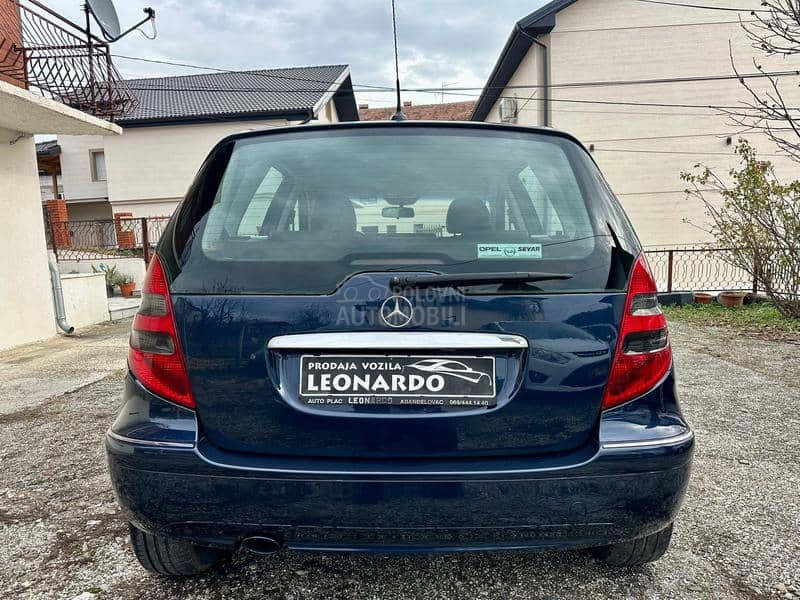 Mercedes Benz A 150 1.5 avantgarde