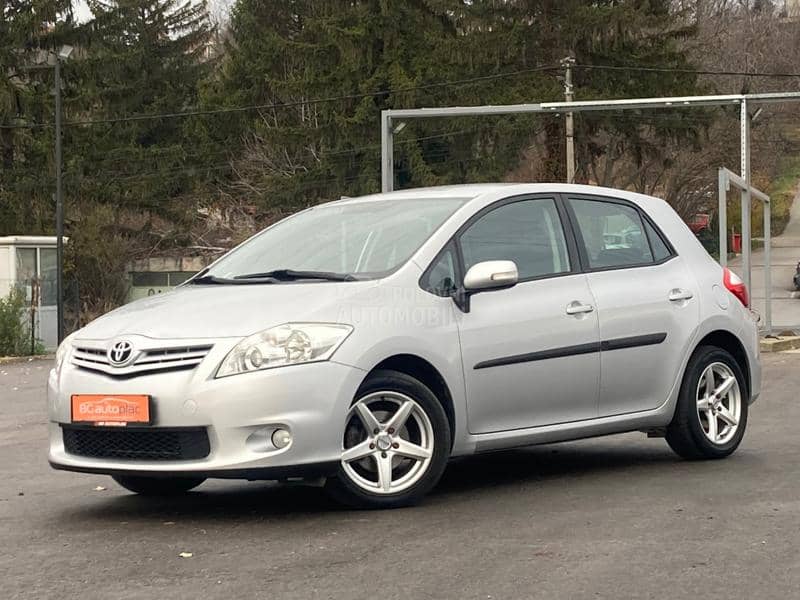 Toyota Auris 1.6 16V Sol CH