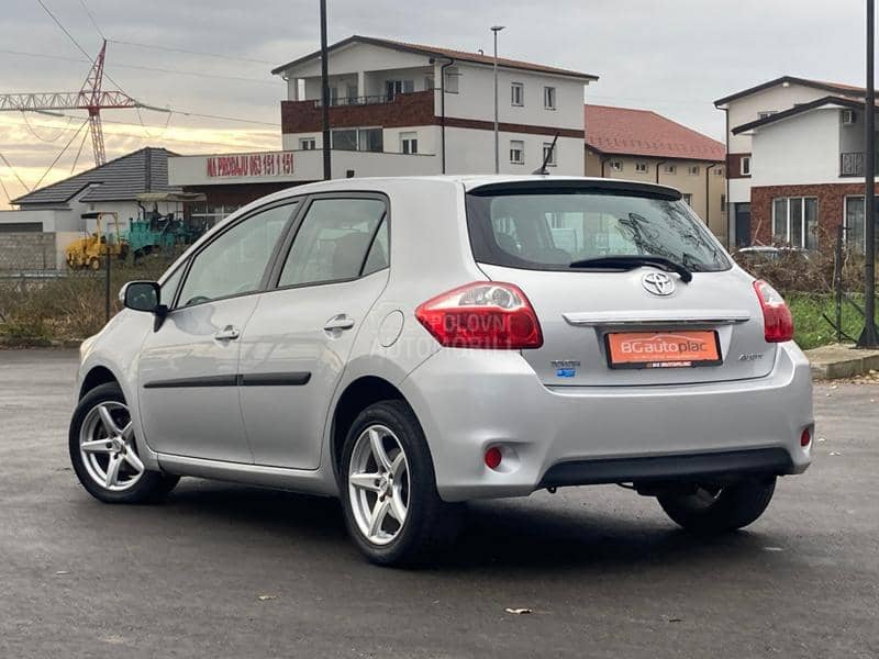 Toyota Auris 1.6 16V Sol CH