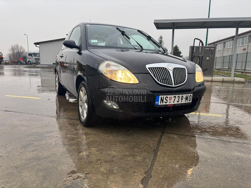 Lancia Ypsilon 1.2