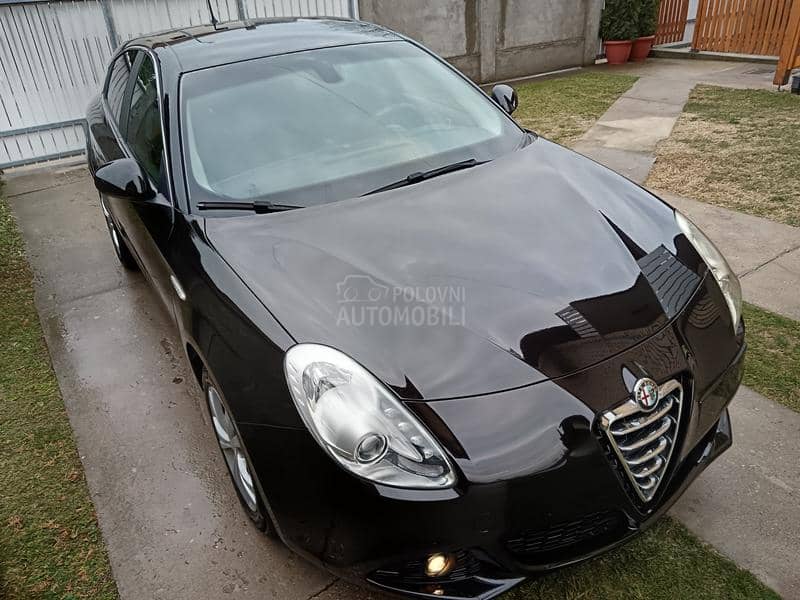 Alfa Romeo Giulietta 1.6MJT Toop