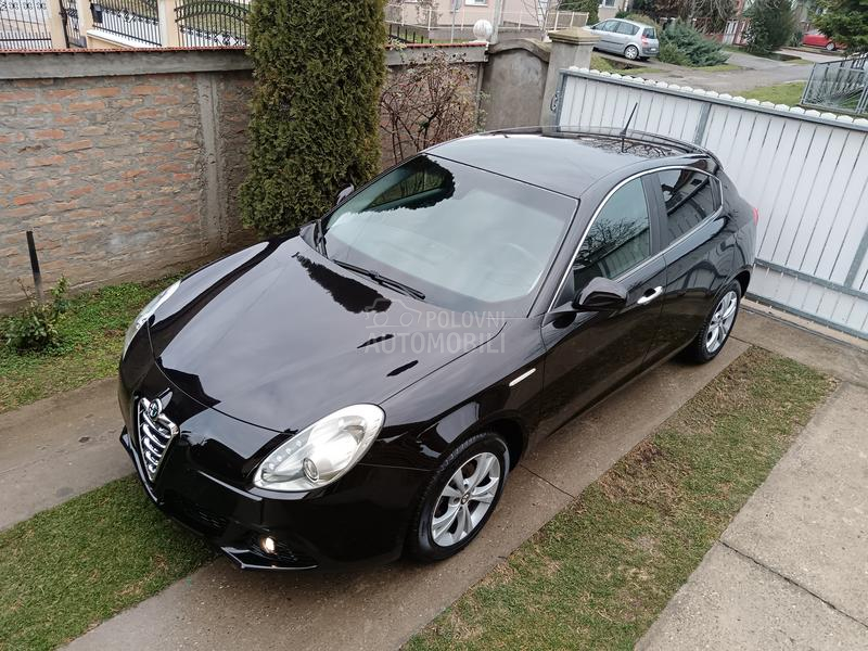 Alfa Romeo Giulietta 1.6MJT Toop