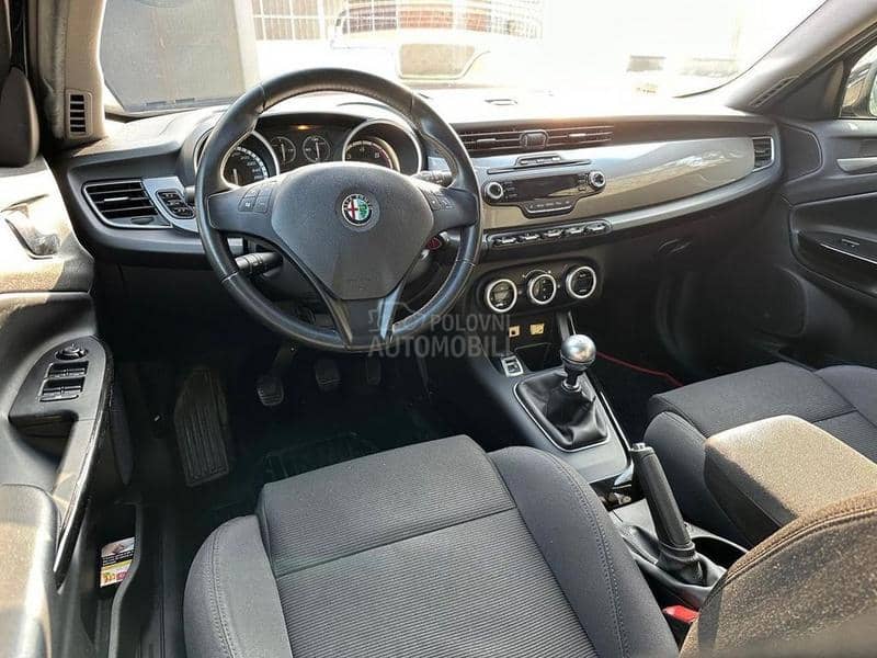 Alfa Romeo Giulietta 1.6MJT Toop