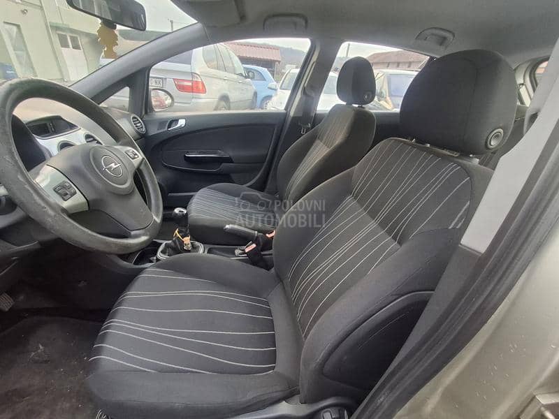 Opel Corsa D 