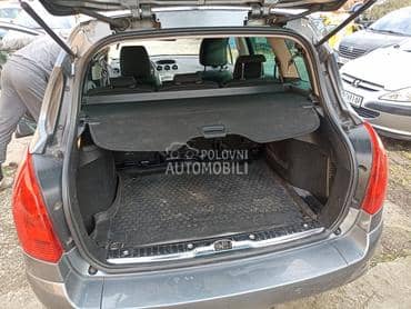 Roletna gepeka za Peugeot 308