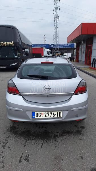 Opel Astra H GTC