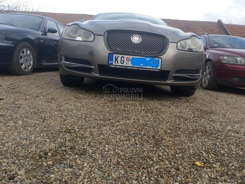 Jaguar XF 2.7