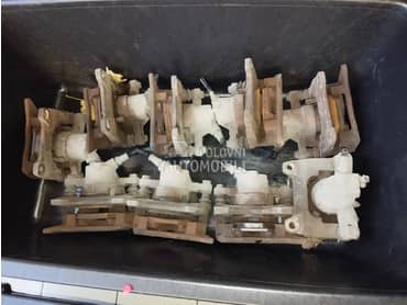 Leva i desna klesta za Smart ForTwo od 1998. do 2010. god.