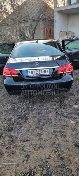 Mercedes Benz E 200 2.2