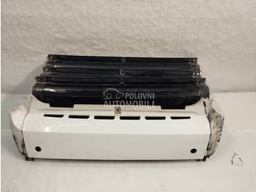 Srednji deo zadnjeg branika za Smart ForTwo od 1998. do 2007. god.