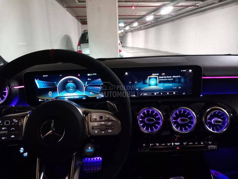 Mercedes Benz CLA 35 AMG 4 Matic