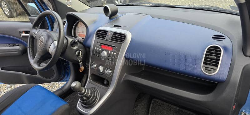 Opel Agila 1.2 b