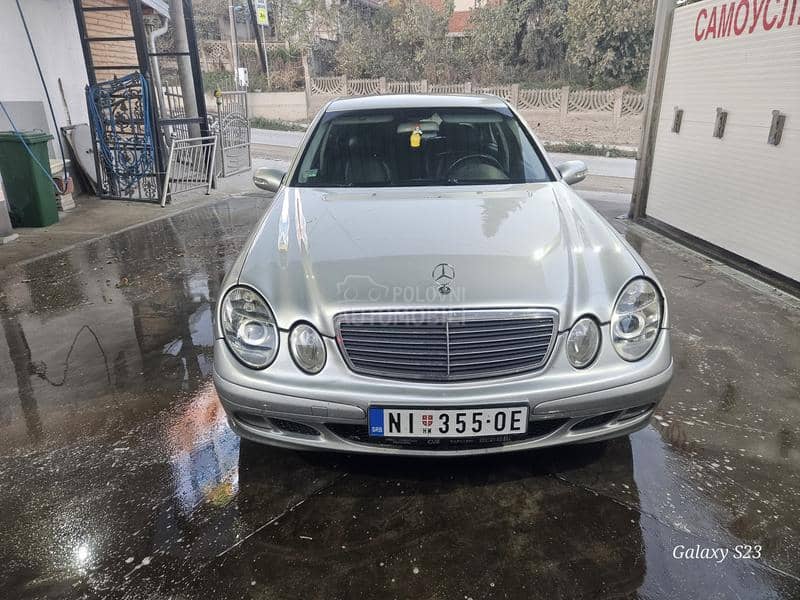 Mercedes Benz E 200 