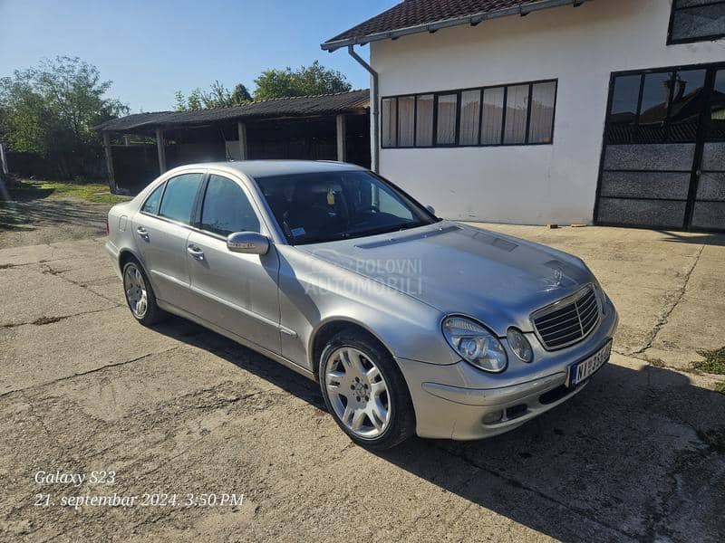 Mercedes Benz E 200 