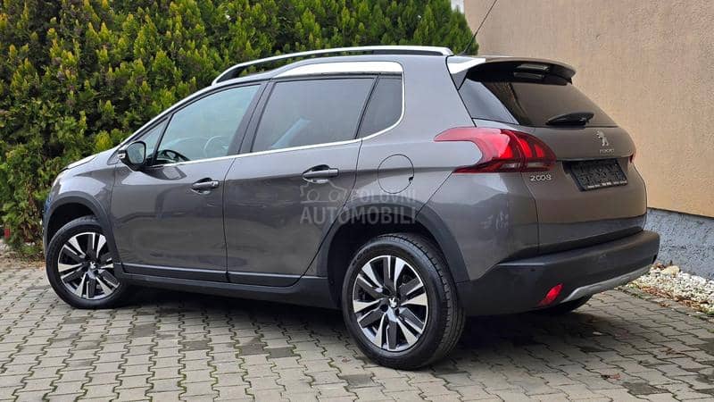 Peugeot 2008 ALLURE AUTO