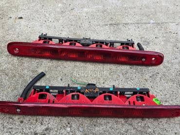 Trece stop svetlo za Peugeot 107