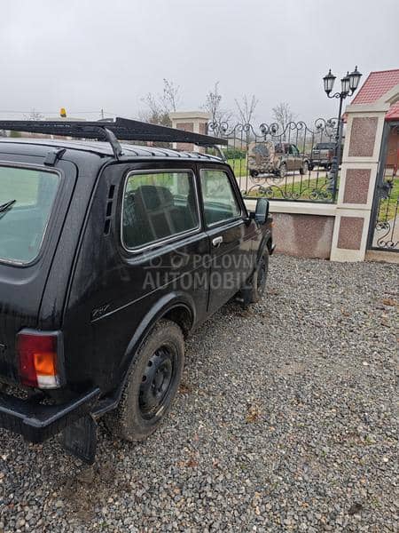 Lada Niva 1.7