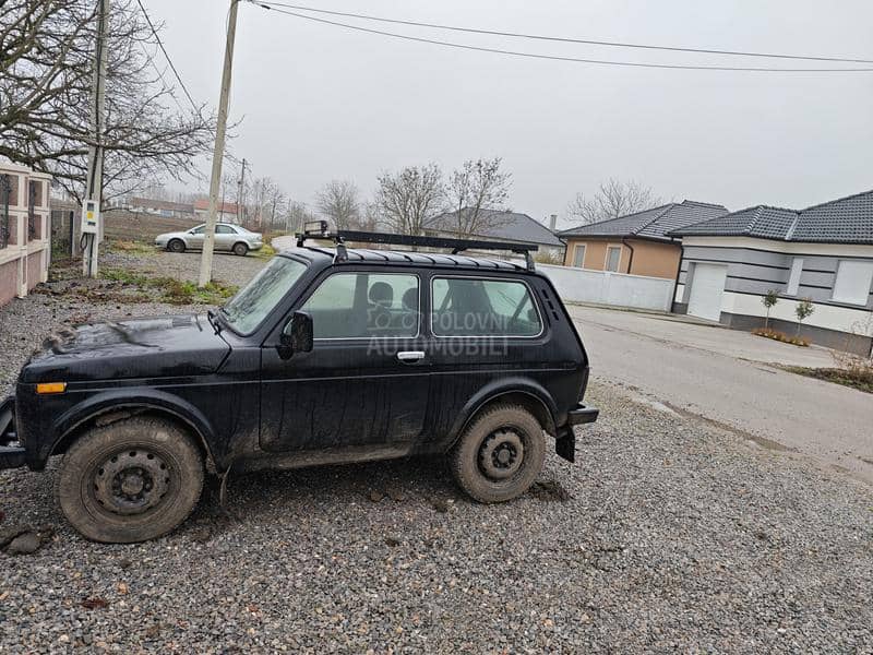 Lada Niva 1.7