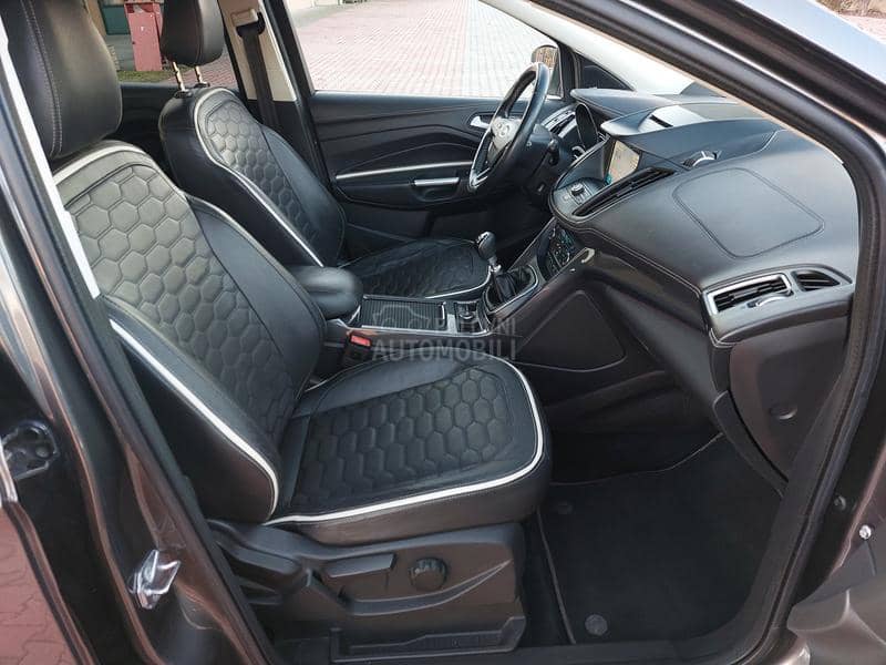 Ford Kuga Vignale N.O.V.A 4x4