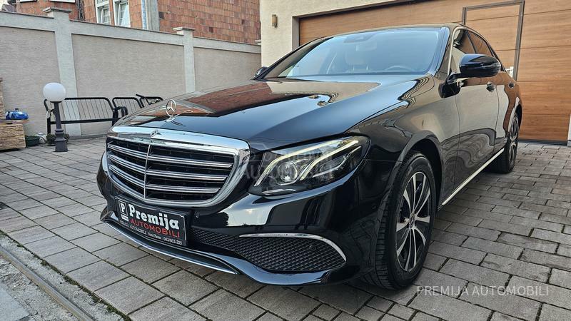 Mercedes Benz E 220 4 MATIK EXLUSSIVE