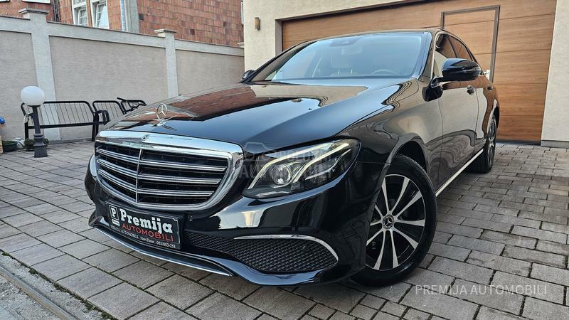 Mercedes Benz E 220 4 MATIK EXLUSSIVE