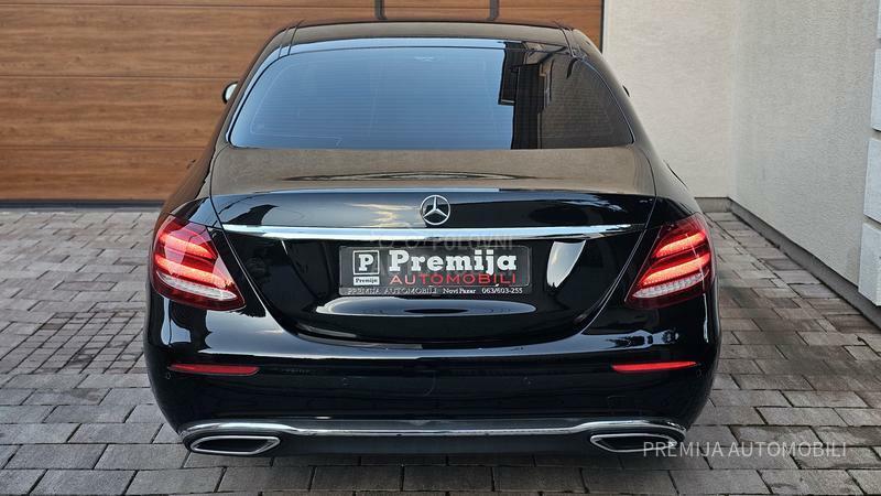 Mercedes Benz E 220 4 MATIK EXLUSSIVE