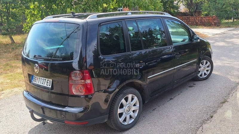 Volkswagen Touran 2.0tdi  restajling