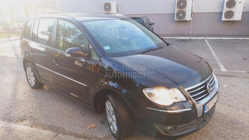 Volkswagen Touran 2.0tdi  restajling