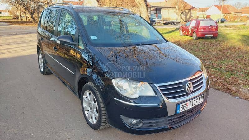 Volkswagen Touran 2.0tdi  restajling