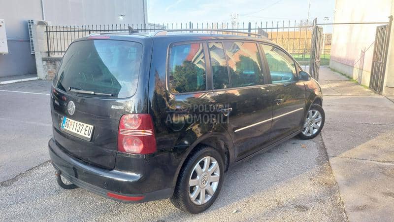 Volkswagen Touran 2.0tdi  restajling