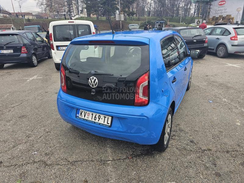 Volkswagen up! 