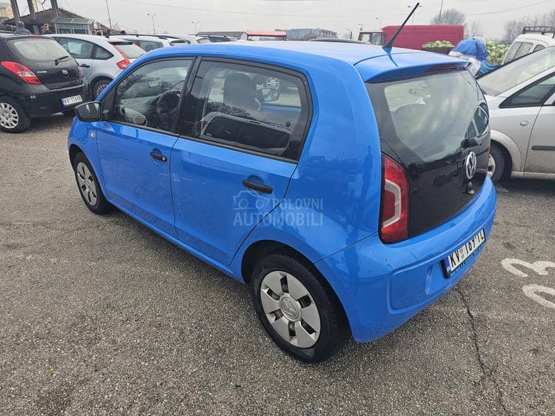 Volkswagen up! 