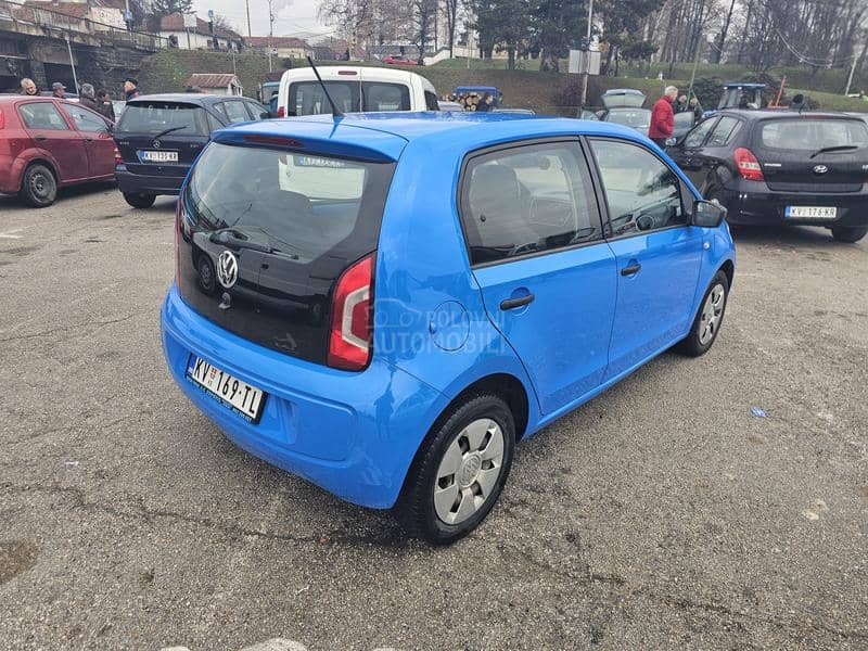 Volkswagen up! 